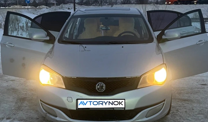 MG 350 2013 года