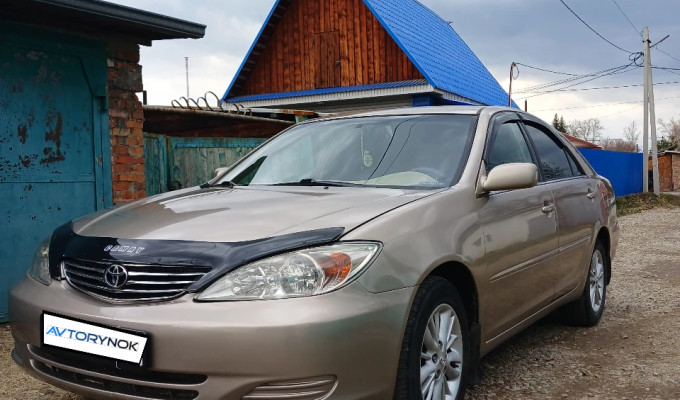 Toyota Camry 2003 года