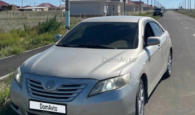 Toyota Camry 2007 года