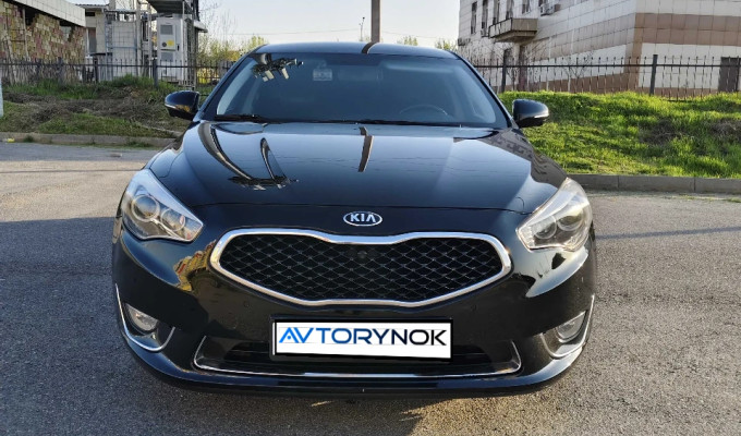 Kia K7 2013 года