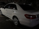 Mercedes-Benz E-Класс 2011 года