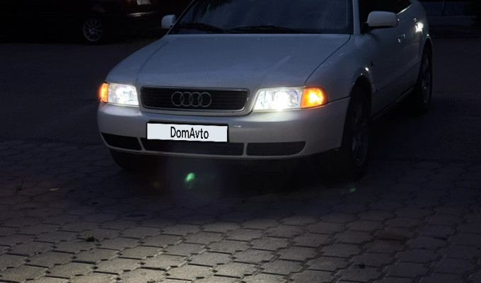 Audi A4 1997 года