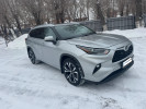 Toyota Highlander 2021 года