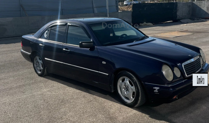 Mercedes-Benz E-Класс 1997 года