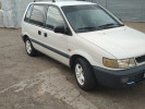 Mitsubishi Space Runner 1995 года