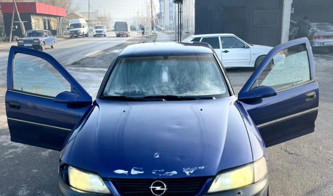 Opel Vectra 1996 года
