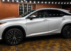 Lexus RX 2019 года