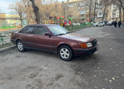 Audi 100 1992 года