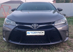 Toyota Camry 2015 года