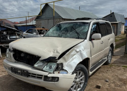 Lexus LX 2003 года