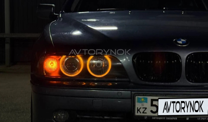 BMW 5 серия 2001 года