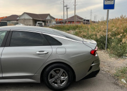 Kia K5 2021 года