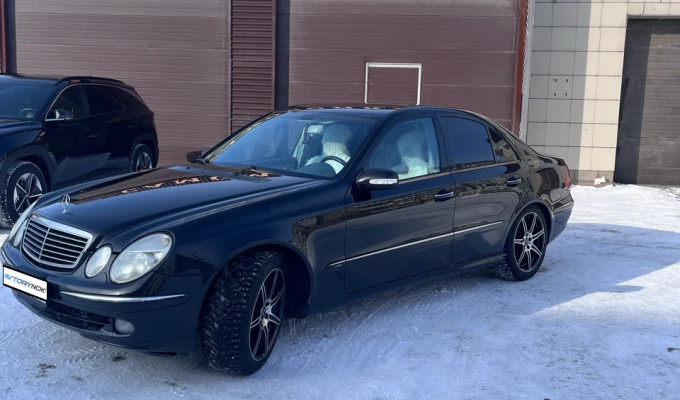 Mercedes-Benz E-Класс 2002 года
