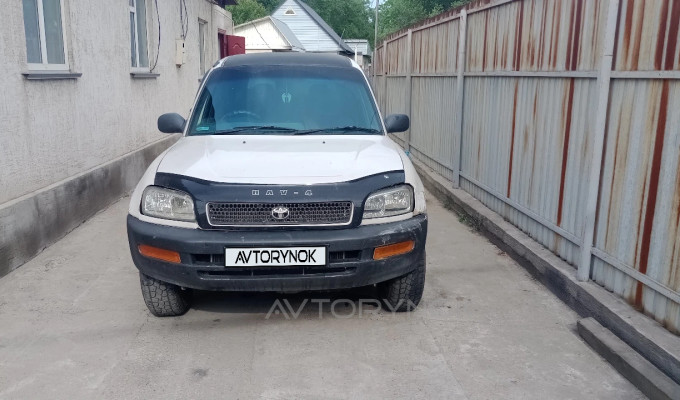 Toyota RAV4 1996 года
