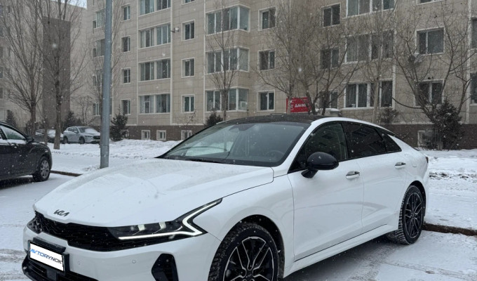 Kia K5 2025 года