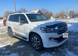 Toyota Land Cruiser 2016 года