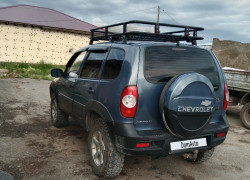 Chevrolet Niva 2011 года