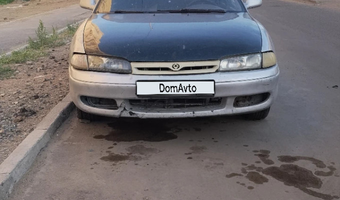 Mazda 626 1993 года
