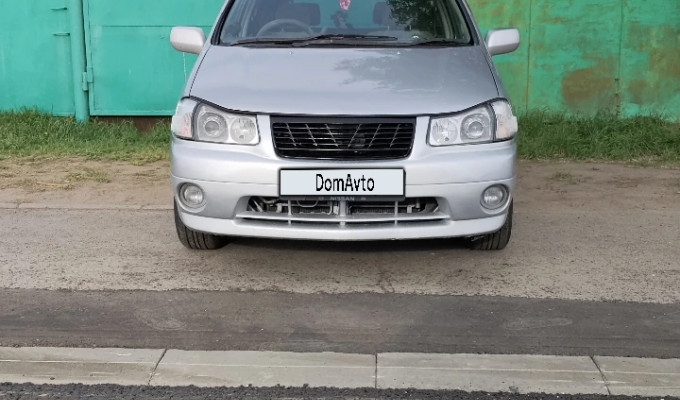 Nissan Liberty 1998 года