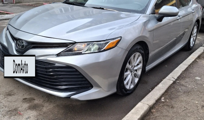 Toyota Camry 2019 года