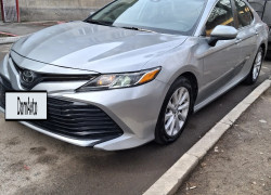 Toyota Camry 2019 года