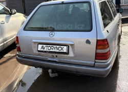 Mercedes-Benz E-Класс 1994 года