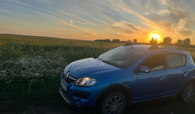 Renault Sandero Stepway 2015 года