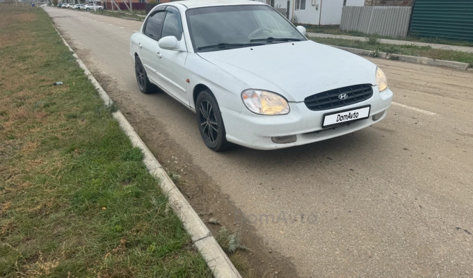 Hyundai Sonata 2000 года