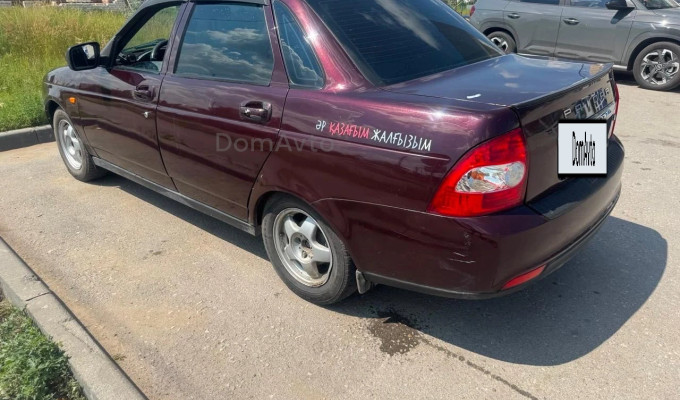 ВАЗ (Lada) Priora 2013 года