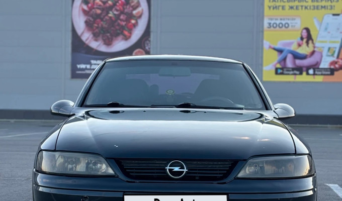 Opel Vectra 1995 года