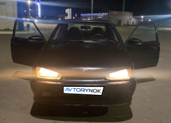 ВАЗ (Lada) 2115 2004 года