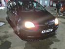 Nissan Almera Tino 2002 года