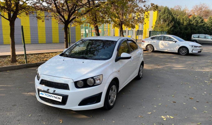 Chevrolet Aveo 2013 года