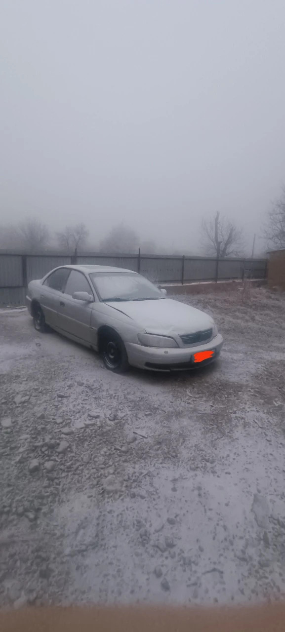 Opel Omega, 2002