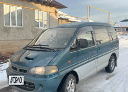 Mitsubishi Delica 1994 года