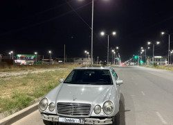 Mercedes-Benz E-Класс 1999 года