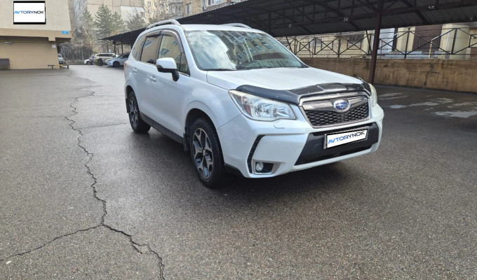 Subaru Forester 2013 года
