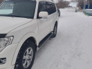 Mitsubishi Pajero 2015 года