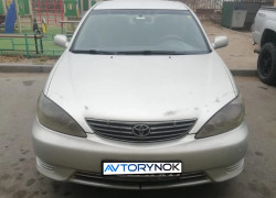 Toyota Camry 2004 года