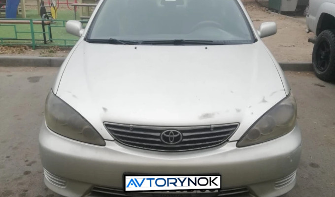 Toyota Camry 2004 года