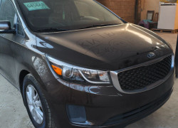 Kia Sedona 2017 года