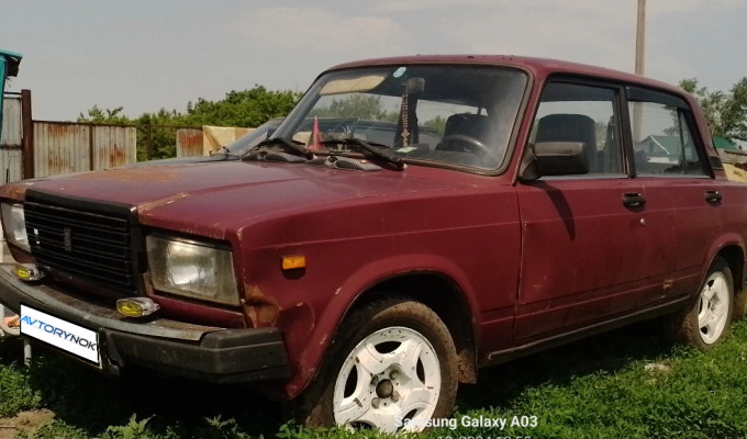 ВАЗ (Lada) 2107 2001 года