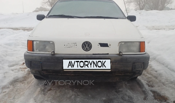 Volkswagen Passat 1992 года