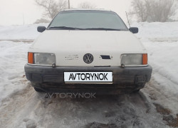 Volkswagen Passat 1992 года