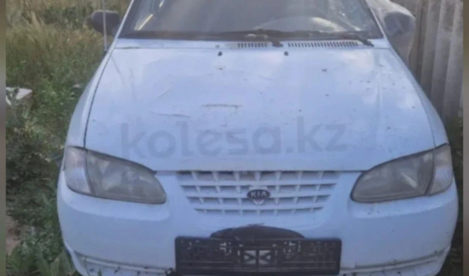 Kia Avella 1998 года
