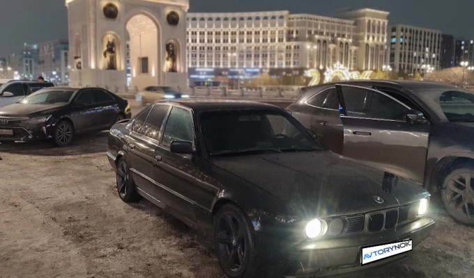 BMW 5 серия 1993 года