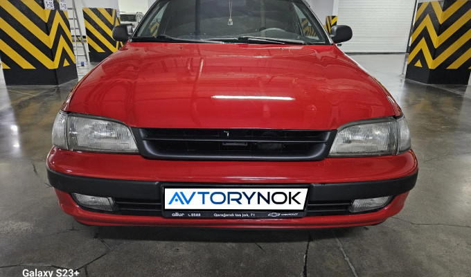 Toyota Carina E 1996 года