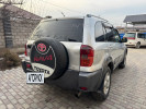 Toyota RAV4 2001 года