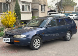Toyota Scepter 1995 года