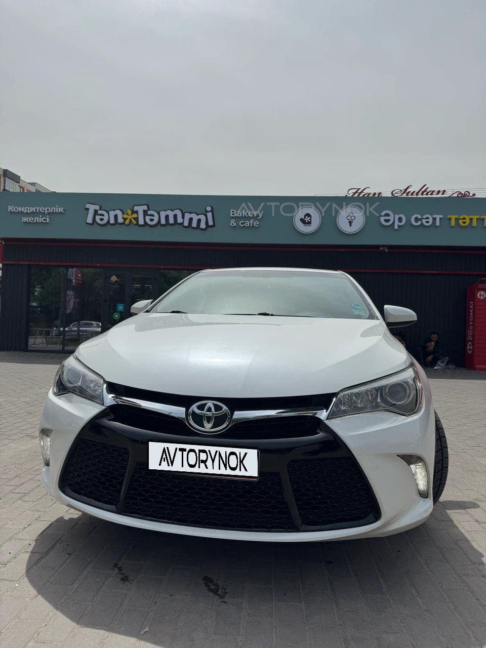 Toyota Camry, 2015